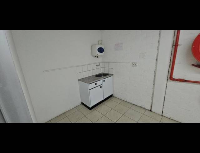 INDUSTRIAL PROPERTY TO RENT IN ALLANDALE